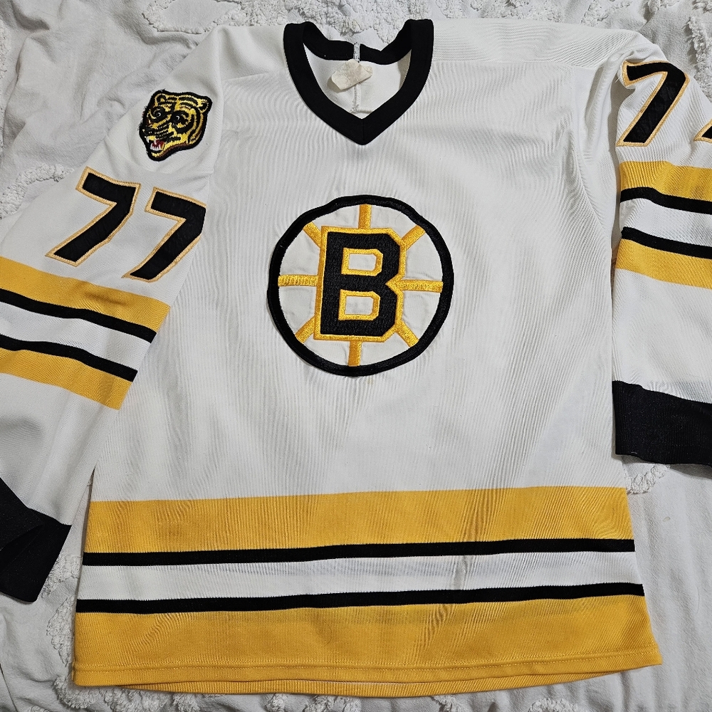 Vintage Boston Bruins #77 Ray Bourque CCM Maska Jersey Mens Medium